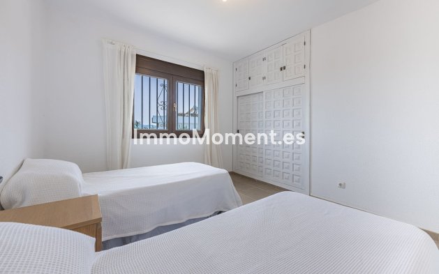 Resale - Detached villa - Manilva - Punta Chullera
