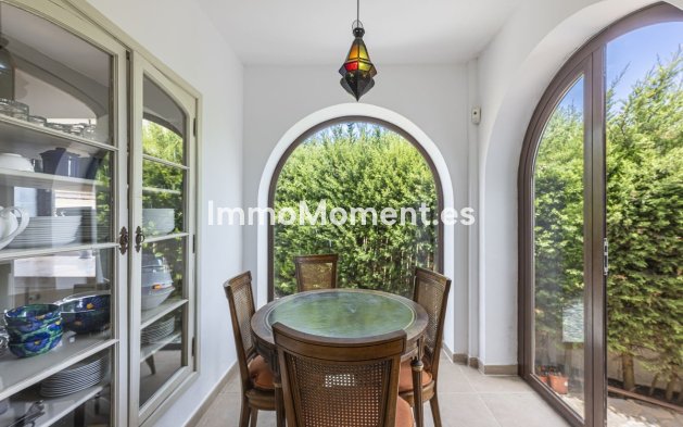 Resale - Detached villa - Manilva - Punta Chullera