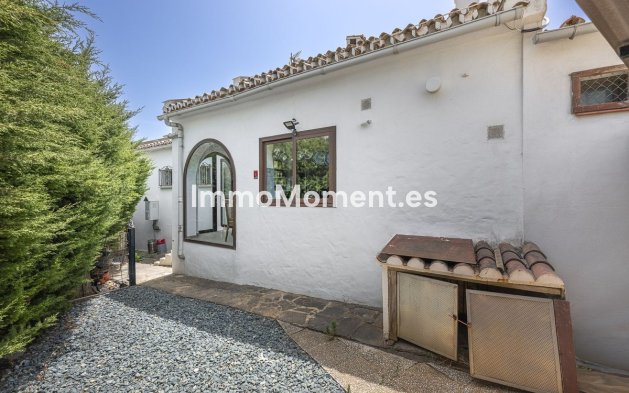 Resale - Detached villa - Manilva - Punta Chullera