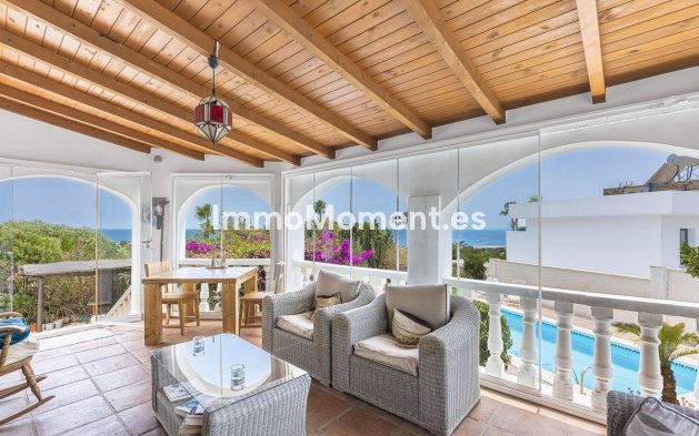 Resale - Detached villa - Manilva - Punta Chullera