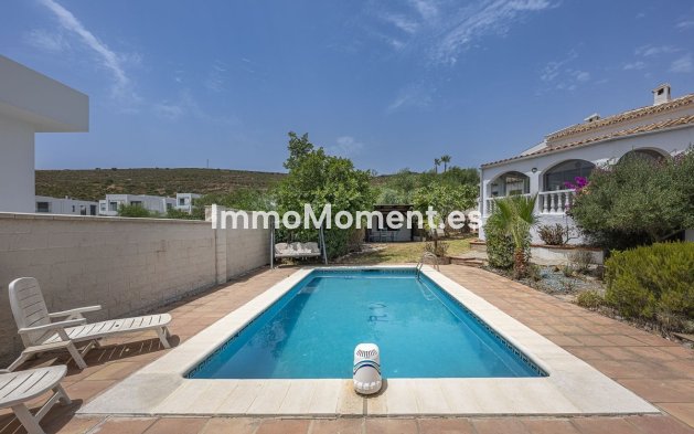 Resale - Detached villa - Manilva - Punta Chullera