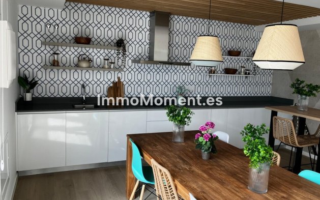Wiederverkauf - Wohnung - Estepona  - Estepona Centro