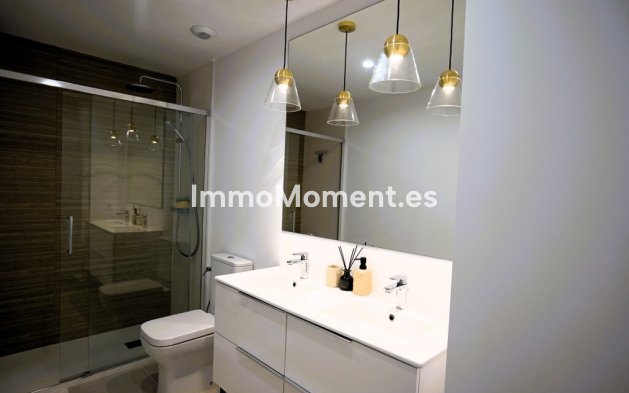 Wiederverkauf - Wohnung - Estepona  - Estepona Centro