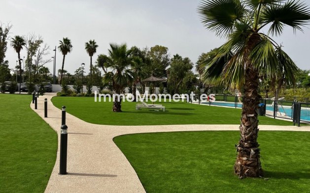 Wiederverkauf - Wohnung - Estepona  - Estepona Centro