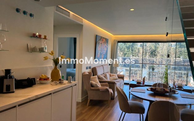 Resale - Apartment - Estepona - Estepona Centro