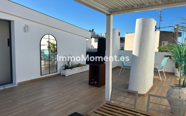 Resale - Apartment - Estepona - Estepona Centro