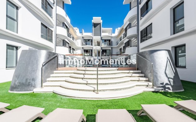 Resale - Apartment - Estepona - Estepona Centro