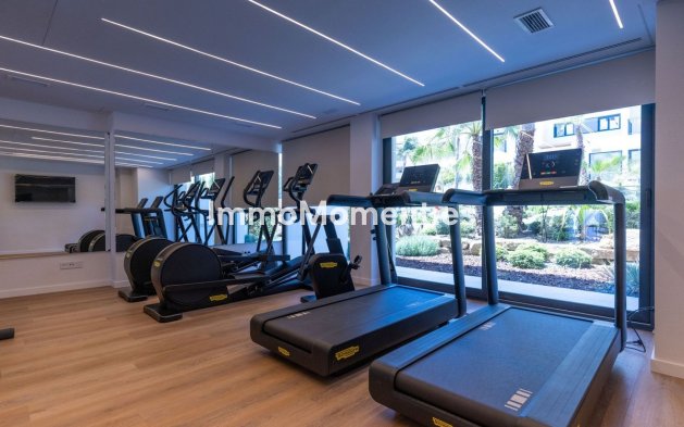Revente - Appartement - Estepona  - Estepona Centro