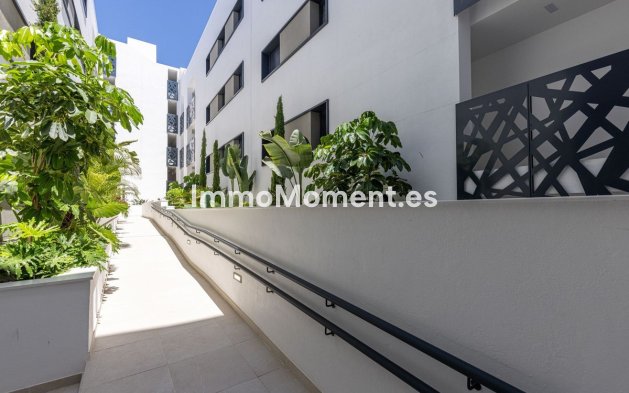 Revente - Appartement - Estepona  - Estepona Centro