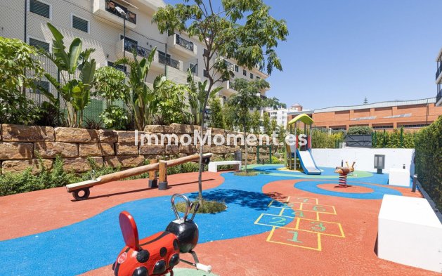 Revente - Appartement - Estepona  - Estepona Centro
