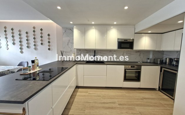 Wiederverkauf - Wohnung - Marbella - Nueva Andalucía