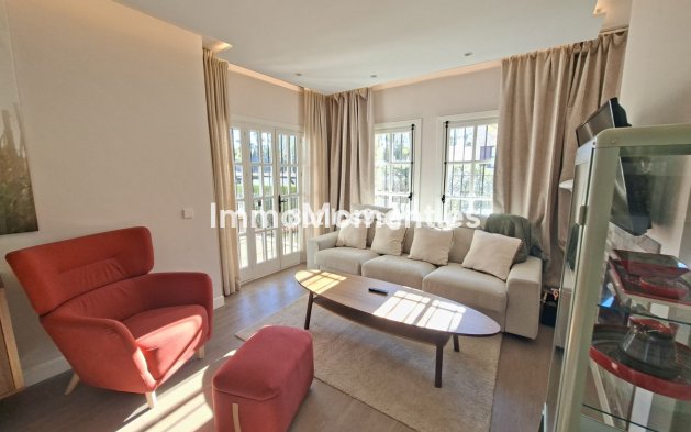 Wiederverkauf - Wohnung - Marbella - Nueva Andalucía