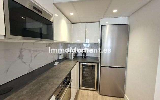 Wiederverkauf - Wohnung - Marbella - Nueva Andalucía