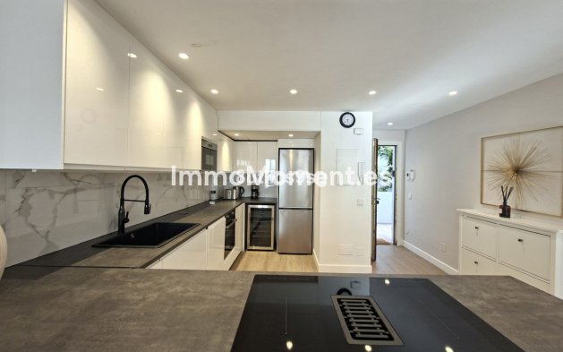 Wiederverkauf - Wohnung - Marbella - Nueva Andalucía