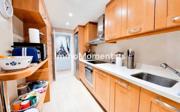 Resale - Apartment - Benahavís - Los Arqueros