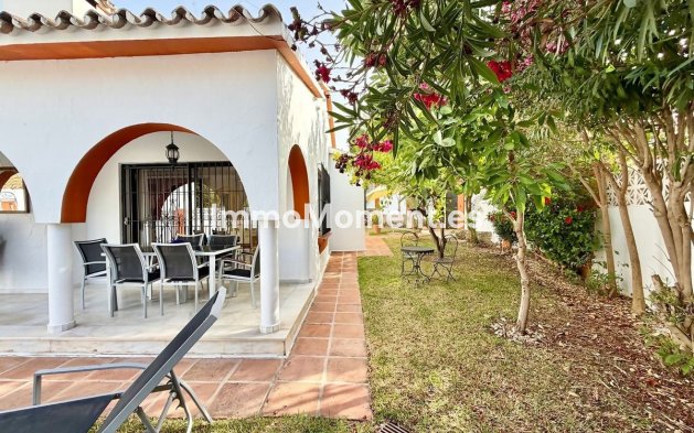 Wiederverkauf - Freistehende Villa - Marbella - Nueva Andalucía