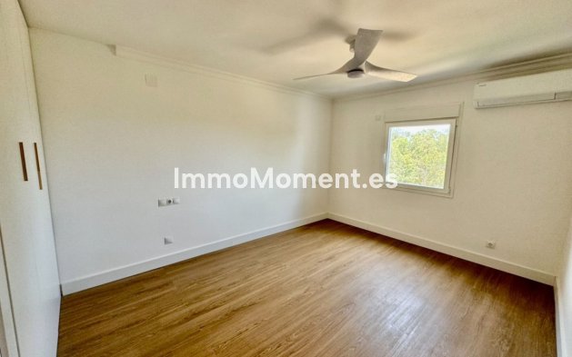 Revente - Appartement - Estepona  - Atalaya