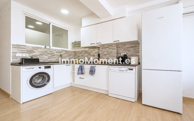 Revente - Appartement - Estepona  - Estepona Centro