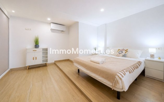 Revente - Appartement - Estepona  - Estepona Centro