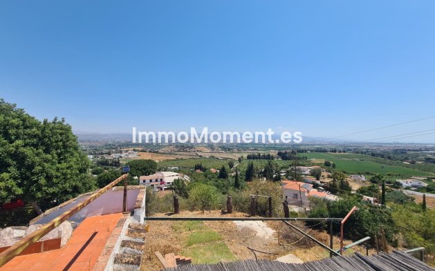 Reventa - Parcela - Interior  - Alhaurín de la Torre