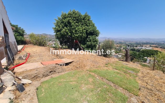 Reventa - Parcela - Interior  - Alhaurín de la Torre