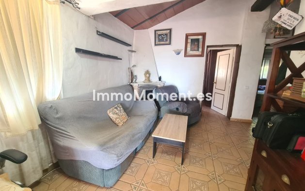 Reventa - Parcela - Interior  - Alhaurín de la Torre