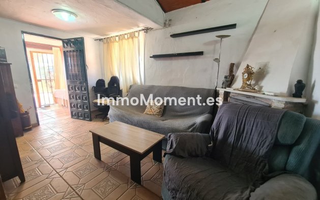 Reventa - Parcela - Interior  - Alhaurín de la Torre