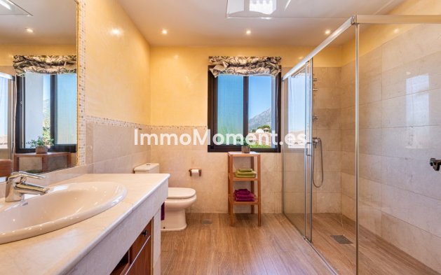 Wiederverkauf - Freistehende Villa - Marbella - Marbella Centro
