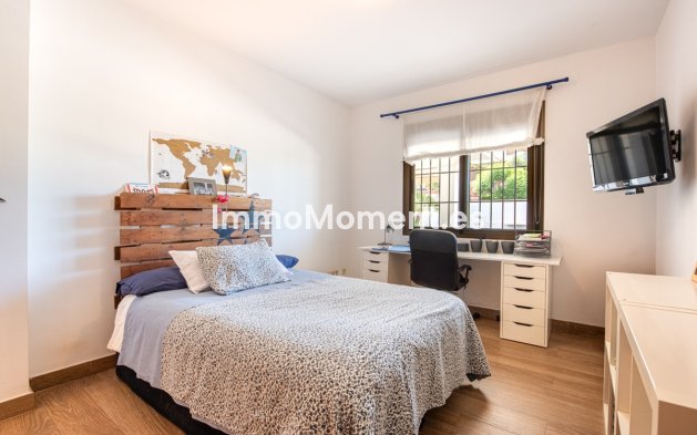 Wiederverkauf - Freistehende Villa - Marbella - Marbella Centro