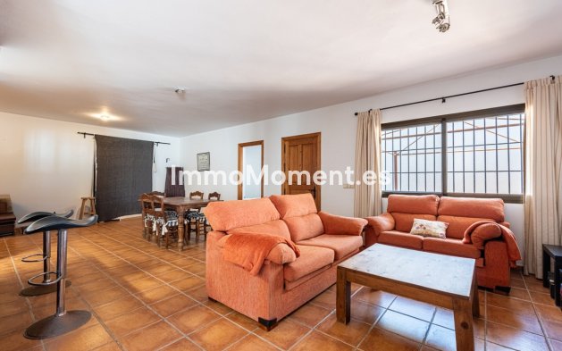 Wiederverkauf - Freistehende Villa - Marbella - Marbella Centro