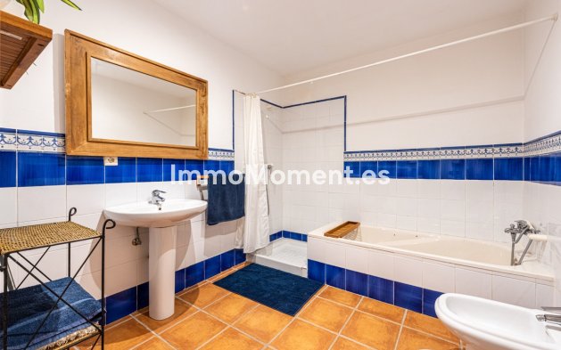 Wiederverkauf - Freistehende Villa - Marbella - Marbella Centro