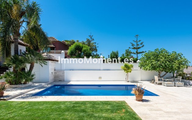 Wiederverkauf - Freistehende Villa - Marbella - Marbella Centro