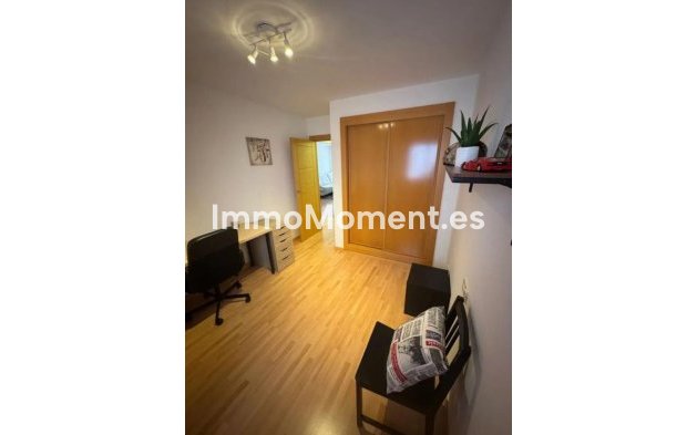 Wiederverkauf - Wohnung -   Inländisch - Monda