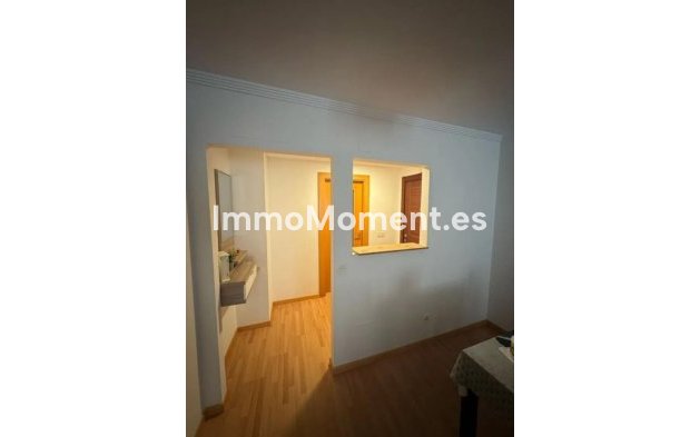 Wiederverkauf - Wohnung -   Inländisch - Monda