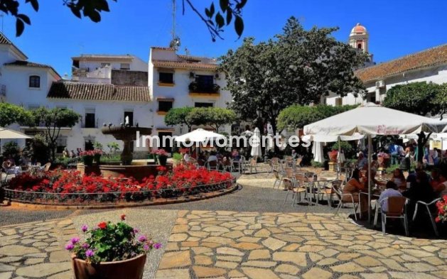 Reventa - Apartamento - Estepona  - Estepona Centro
