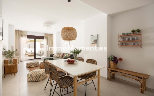 Resale - Apartment - Marbella - Nueva Andalucía