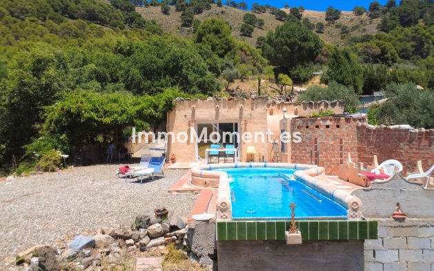 Resale - Detached villa - Inland  - Monda