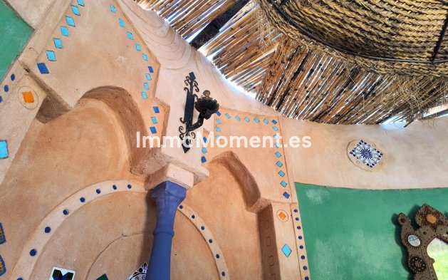 Resale - Detached villa - Inland  - Monda