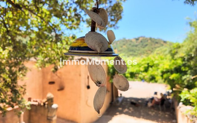 Resale - Detached villa - Inland  - Monda