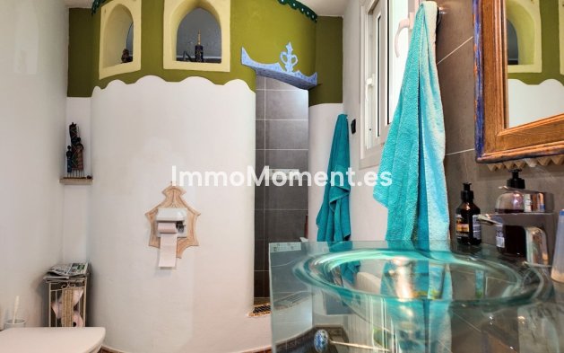 Resale - Detached villa - Inland  - Monda