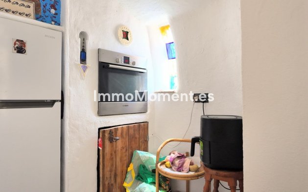 Resale - Detached villa - Inland  - Monda