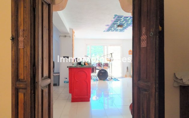 Resale - Detached villa - Inland  - Monda
