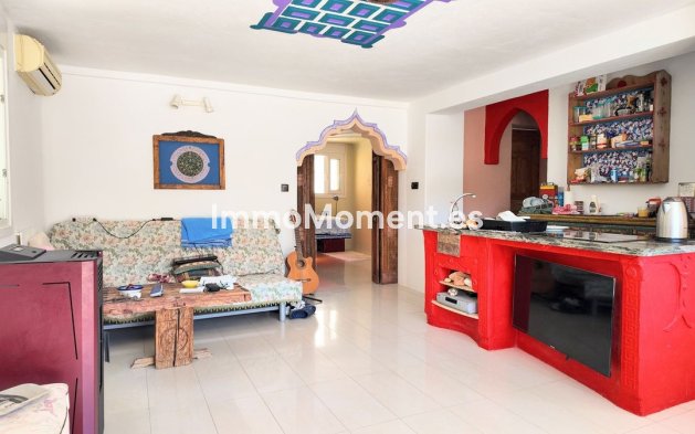Resale - Detached villa - Inland  - Monda