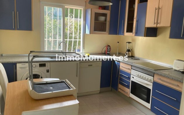 Wiederverkauf - Freistehende Villa - La Nucía - La Nucia Centro