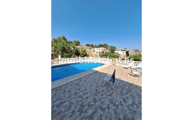 Resale - Detached villa - La Nucía - La Nucia Centro