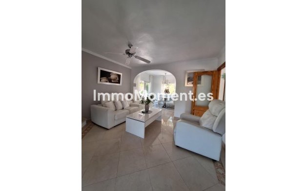 Resale - Detached villa - La Nucía - La Nucia Centro