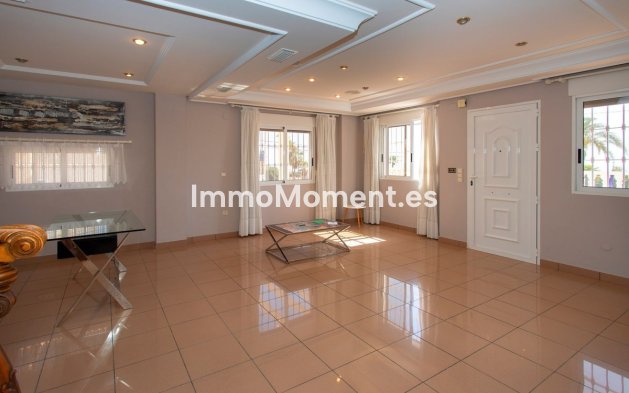 Wiederverkauf - Freistehende Villa - Torrevieja - Torrevieja Centro
