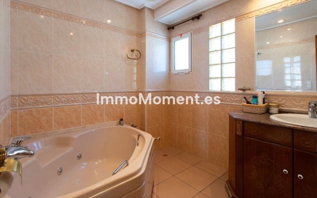 Wiederverkauf - Freistehende Villa - Torrevieja - Torrevieja Centro