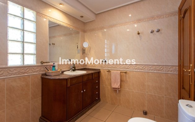 Wiederverkauf - Freistehende Villa - Torrevieja - Torrevieja Centro