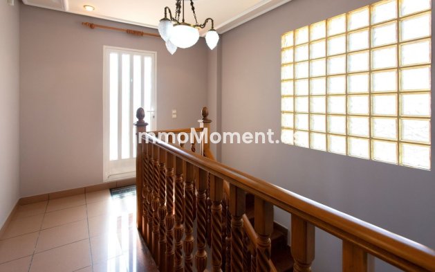 Wiederverkauf - Freistehende Villa - Torrevieja - Torrevieja Centro